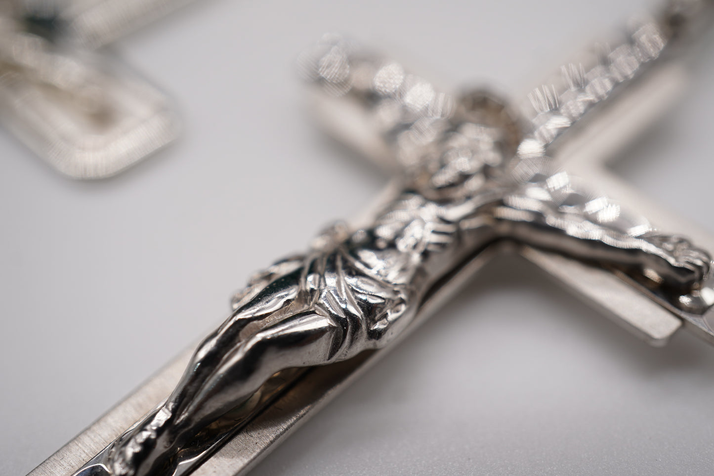 14k White Gold Crucifix 2”