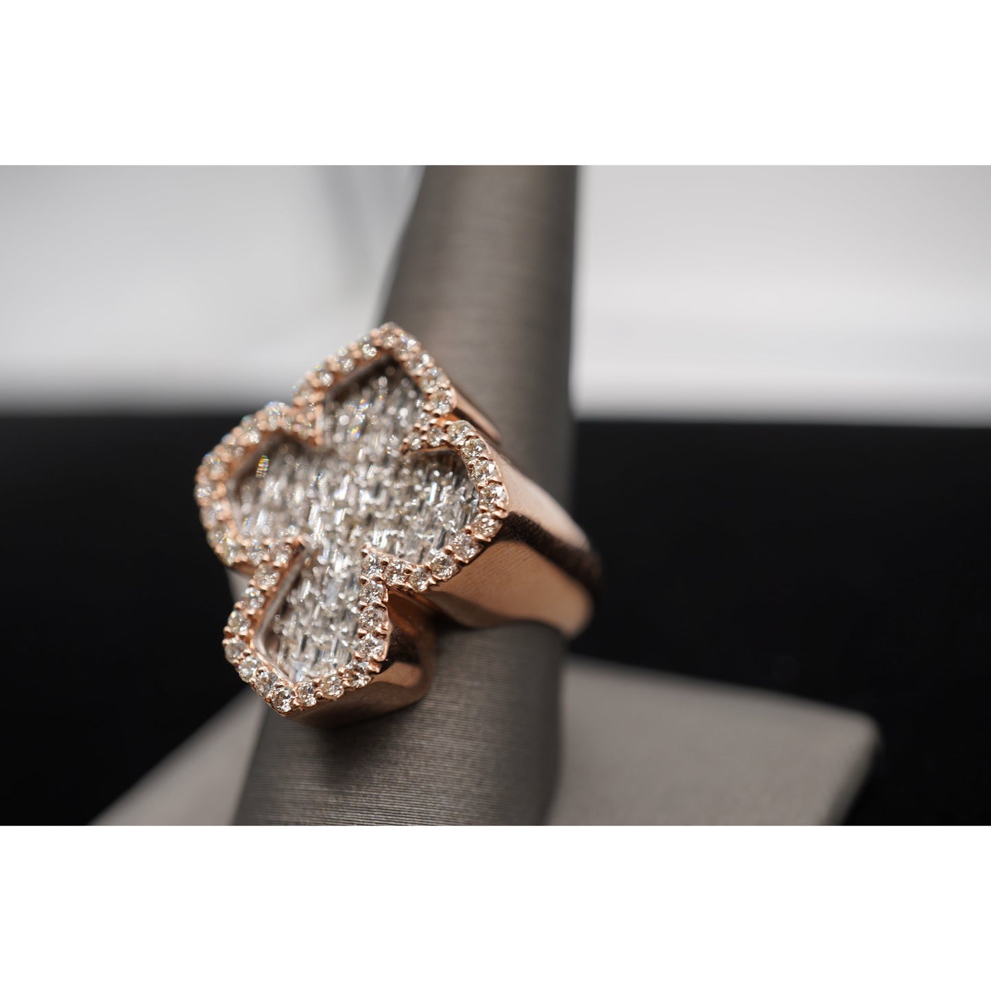 10k Diamond Baguette Cross Rings