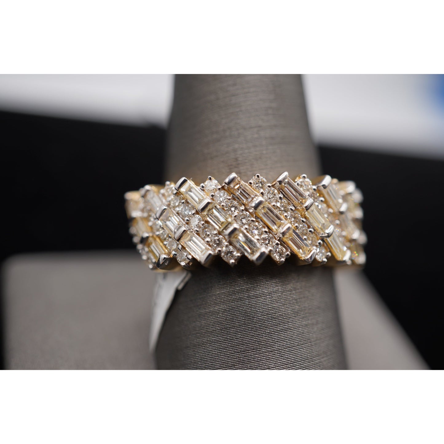 14k Baguette Diamond Wedding Band