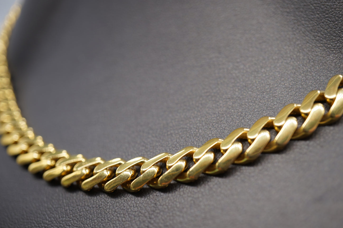 14k 7.8mm Choker Cuban Chain