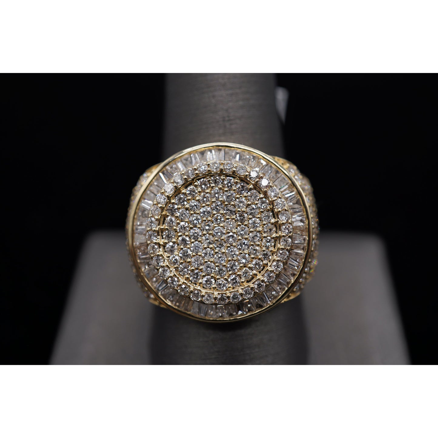 14k Diamond Baguette Circle Ring